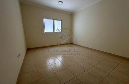 Apartment - 1 - 2 for rent in Al Qulaya'ah - Al Sharq - Sharjah