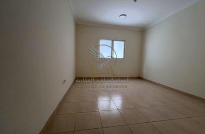 Apartment - 1 - 2 for rent in Al Qulaya'ah - Al Sharq - Sharjah