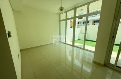 Townhouse - 3 - 2 for sale in Vardon - Damac Hills 2 - Dubai Townhouse - 3 - 2 for sale in Vardon - Damac Hills 2 - Dubai