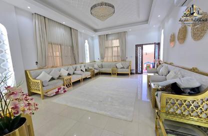 Villa - 5 Bedrooms - 7 Bathrooms for sale in Al Mowaihat 1 - Al Mowaihat - Ajman