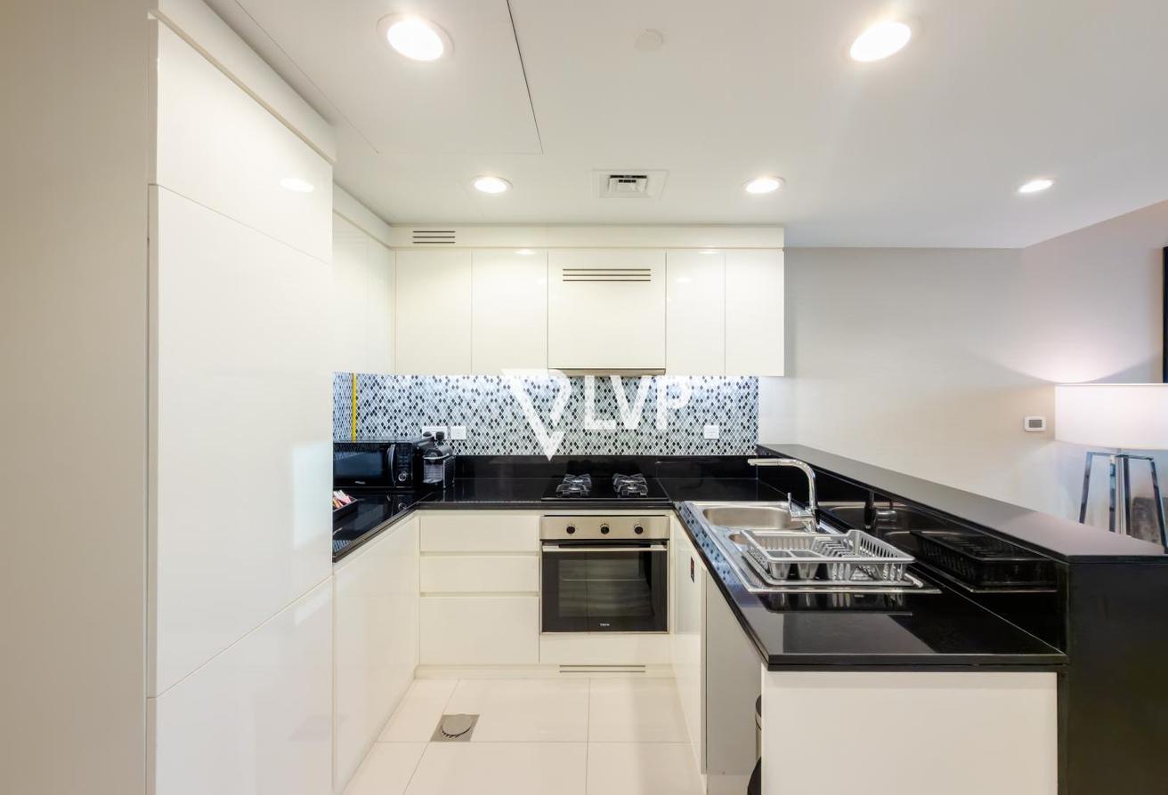 Premium Furnished 1BR | High Floor | Hotel Living photo 6