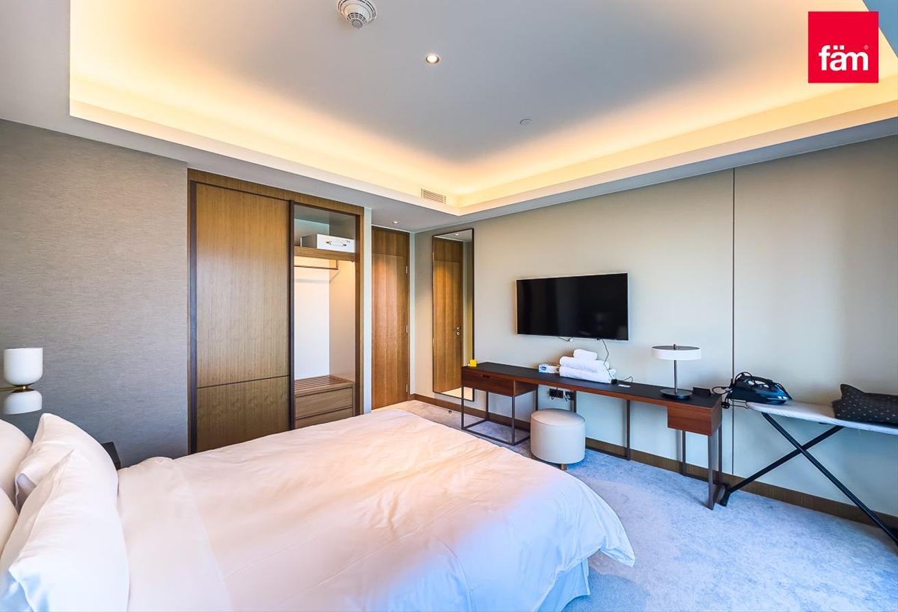3 Bedroom | Burj Khalifa View | Best Layout photo 8