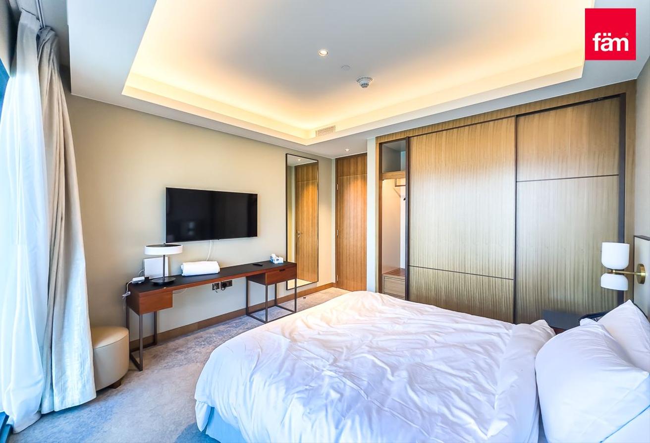 3 Bedroom | Burj Khalifa View | Best Layout photo 9