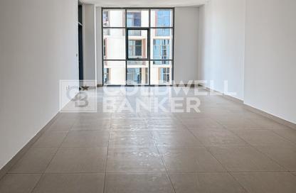 Apartment - 2 - 3 for rent in Dubai Wharf Tower 3 - Dubai Wharf - Al Jaddaf - Dubai