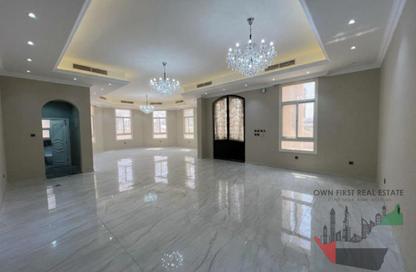 Villa - 5 - 7 for rent in Al Aweer 1 - Al Aweer - Dubai