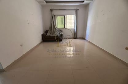Apartment - 1 - 1 for rent in Al Nabaa Building - Al Naba'ah - Al Sharq - Sharjah