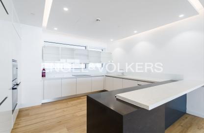 Apartment - 3 Bedrooms - 4 Bathrooms for rent in The One JBR - Jumeirah Beach Residence - Dubai