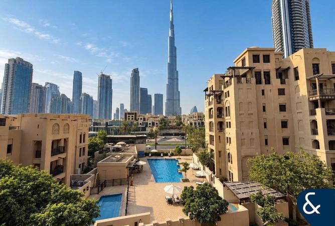 Burj Khalifa View | Large Layout | 1 Bedroom