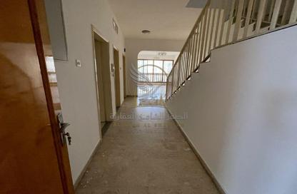 Duplex - 4 - 3 for rent in Al Qulaya'ah - Al Sharq - Sharjah