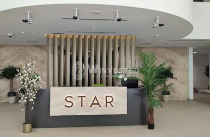 شقة - 1 حمام للبيع في عزيزي ستار - الفرجان - دبي