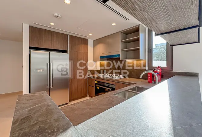 167000596 - Property Image 3