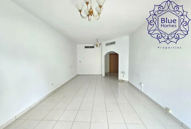 163705607 - Property Image 3
