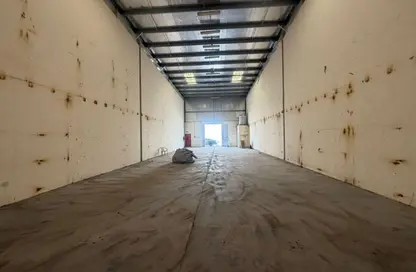 Warehouse - Studio - 3 Bathrooms for rent in Industrial Area 18 - Sharjah Industrial Area - Sharjah
