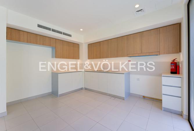 73841605 - Property Image 3