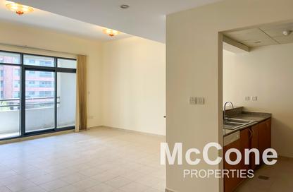 Apartment - 3 - 2 for rent in Al Ghaf 2 - Al Ghaf - Greens - Dubai