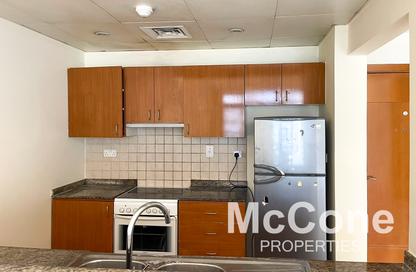 Apartment - 3 - 2 for rent in Al Ghaf 2 - Al Ghaf - Greens - Dubai