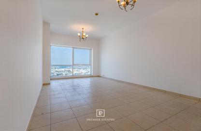 Apartment - 3 - 3 for rent in Latifa Tower - Sheikh Zayed Road - Dubai Apartment - 3 - 3 for rent in Latifa Tower - Sheikh Zayed Road - Dubai