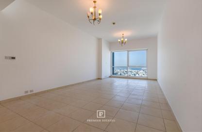 Apartment - 3 - 3 for rent in Latifa Tower - Sheikh Zayed Road - Dubai