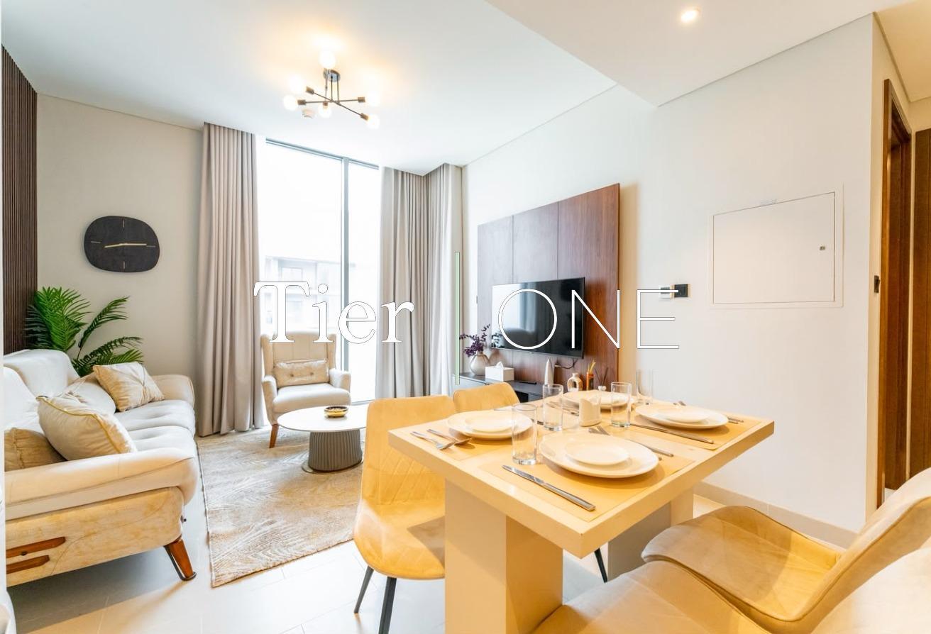 Scenic 1BR | Sanctuary, Meydan & Canal View photo 6