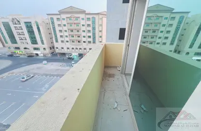 Apartment - 1 Bedroom - 2 Bathrooms for rent in Muwailih Building - Muwaileh - Sharjah