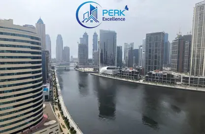 مكتب - استوديو - 1 حمام للايجار في برج الأعمال - الخليج التجاري - دبي