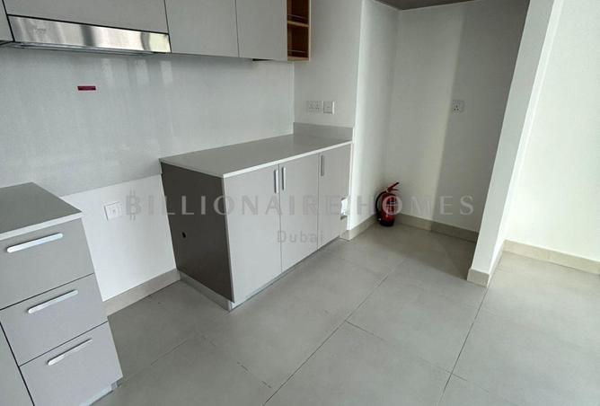 144637057 - Property Image 3