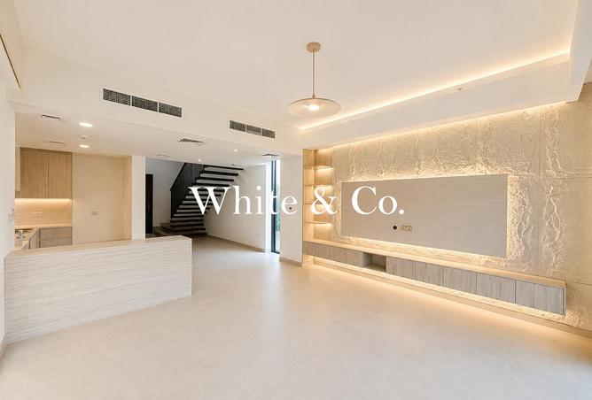 122901009 - Property Image 2