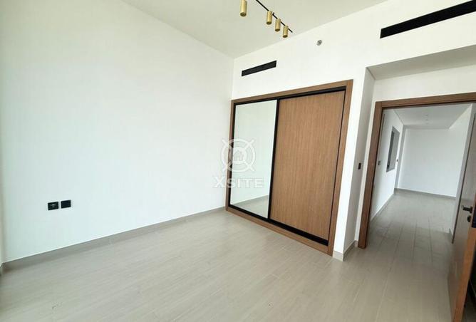 Well-Lit | Unfurnished | Ready to Move photo 2