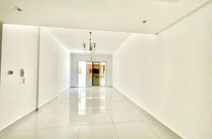 Apartment - 2 Bedrooms - 3 Bathrooms for rent in Muwailih Building - Muwaileh - Sharjah