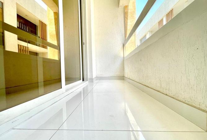 90502525 - Property Image 3