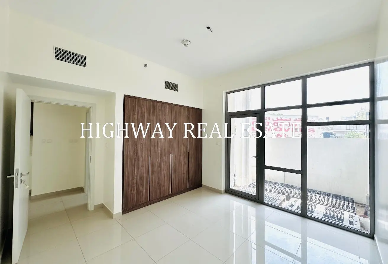 152823006 - Property Main Image