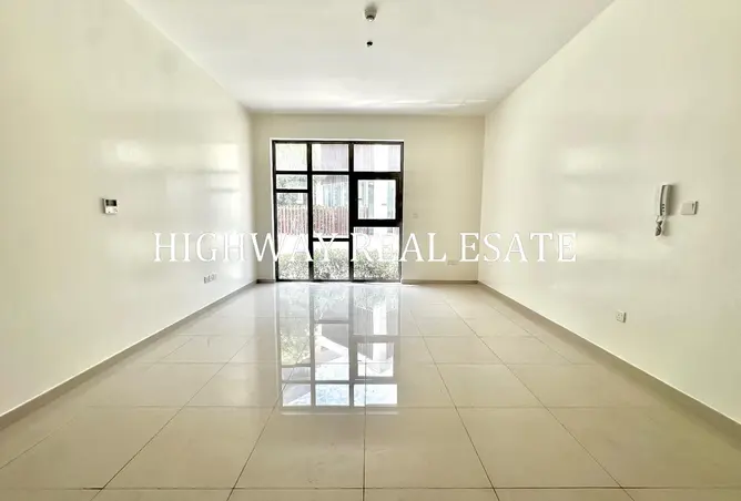 152823006 - Property Image 2
