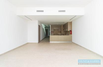 Townhouse - 2 - 4 for rent in Granada II - Granada - Mina Al Arab - Ras Al Khaimah