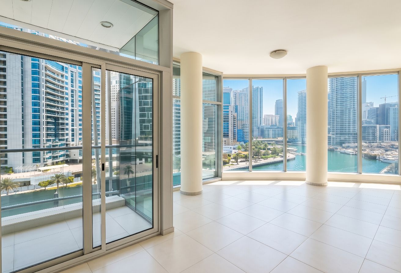 Full Lake & Marina View | Kitchen Appliances