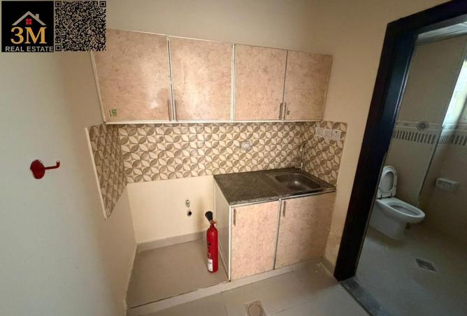 70292694 - Property Image 3