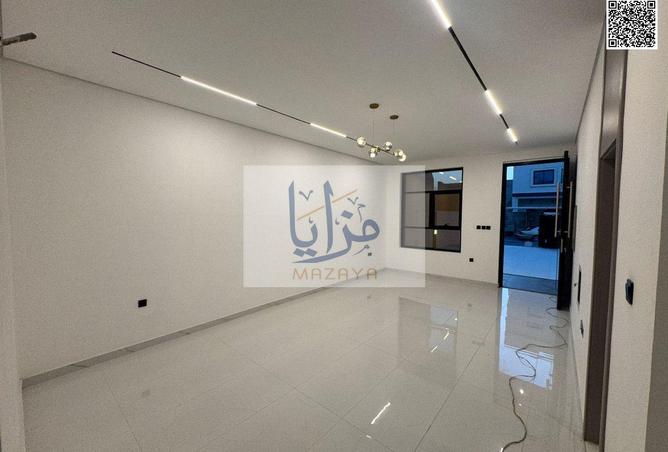 53576523 - Property Image 3