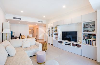 Apartment - 2 Bedrooms - 2 Bathrooms for sale in Marina Heights - Dubai Marina - Dubai