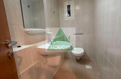 Apartment - 3 Bedrooms - 3 Bathrooms for rent in Hamdan Street - Abu Dhabi