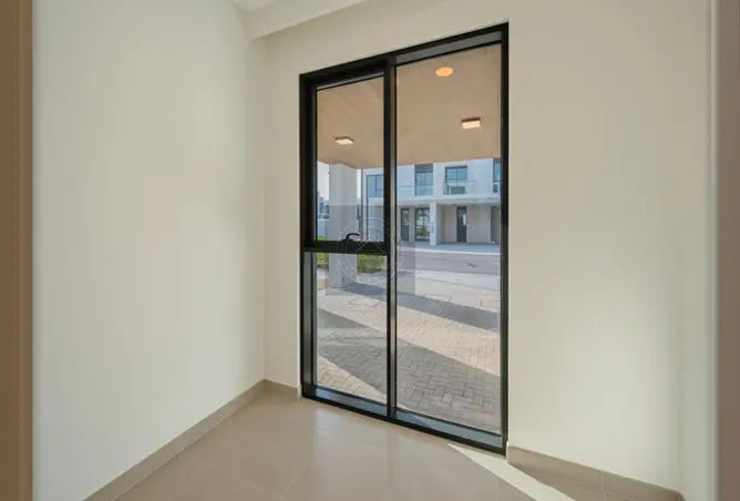 152373102 - Property Image 2