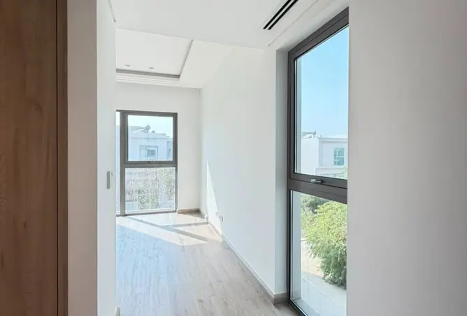 145977757 - Property Image 3
