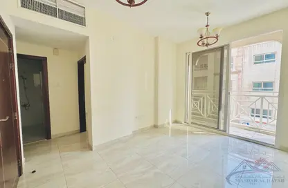 Apartment - 1 Bedroom - 2 Bathrooms for rent in Muwaileh 29 Building - Muwaileh - Sharjah