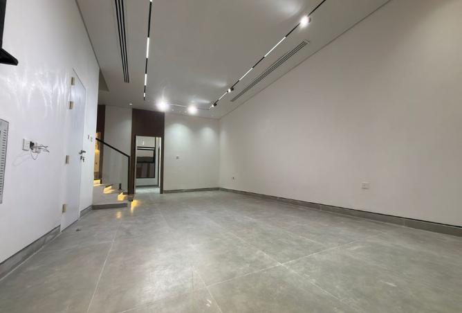 130232409 - Property Image 3