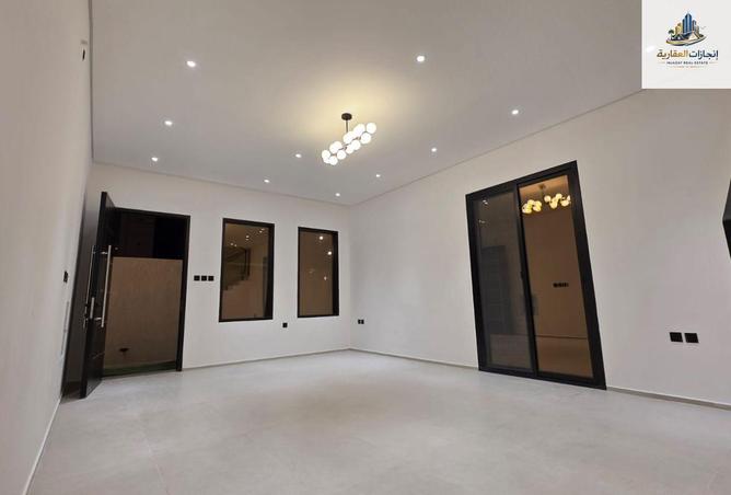 68271237 - Property Image 3