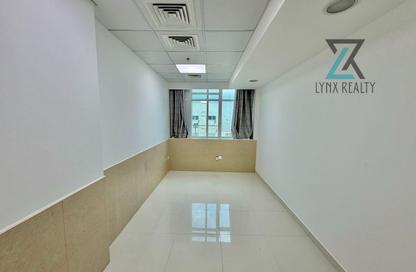 Office Space - Studio - 1 Bathroom for rent in KML Business Centre - Al Quoz 1 - Al Quoz - Dubai