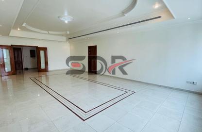 Apartment - 3 Bedrooms - 5 Bathrooms for rent in Al Khalidiya - Abu Dhabi