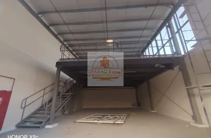 Warehouse - Studio - 1 Bathroom for rent in Industrial Area 18 - Sharjah Industrial Area - Sharjah