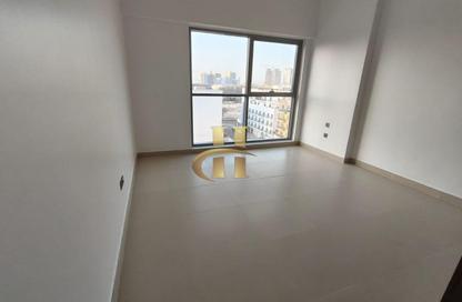 Apartment - 1 Bedroom - 2 Bathrooms for rent in Jeewar - District 11 - Jumeirah Village Circle - Dubai