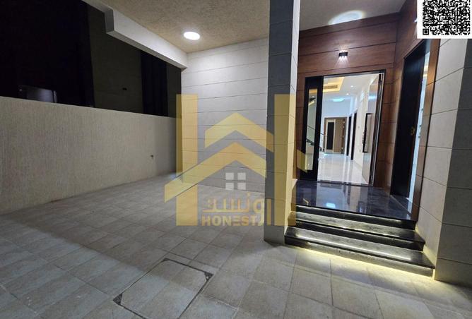 72719148 - Property Image 3