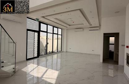 Villa - 4 Bedrooms - 6 Bathrooms for rent in Al Helio 2 - Al Helio - Ajman