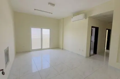 Apartment - 2 Bedrooms - 2 Bathrooms for rent in Al Felyyah - Ras Al Khaimah